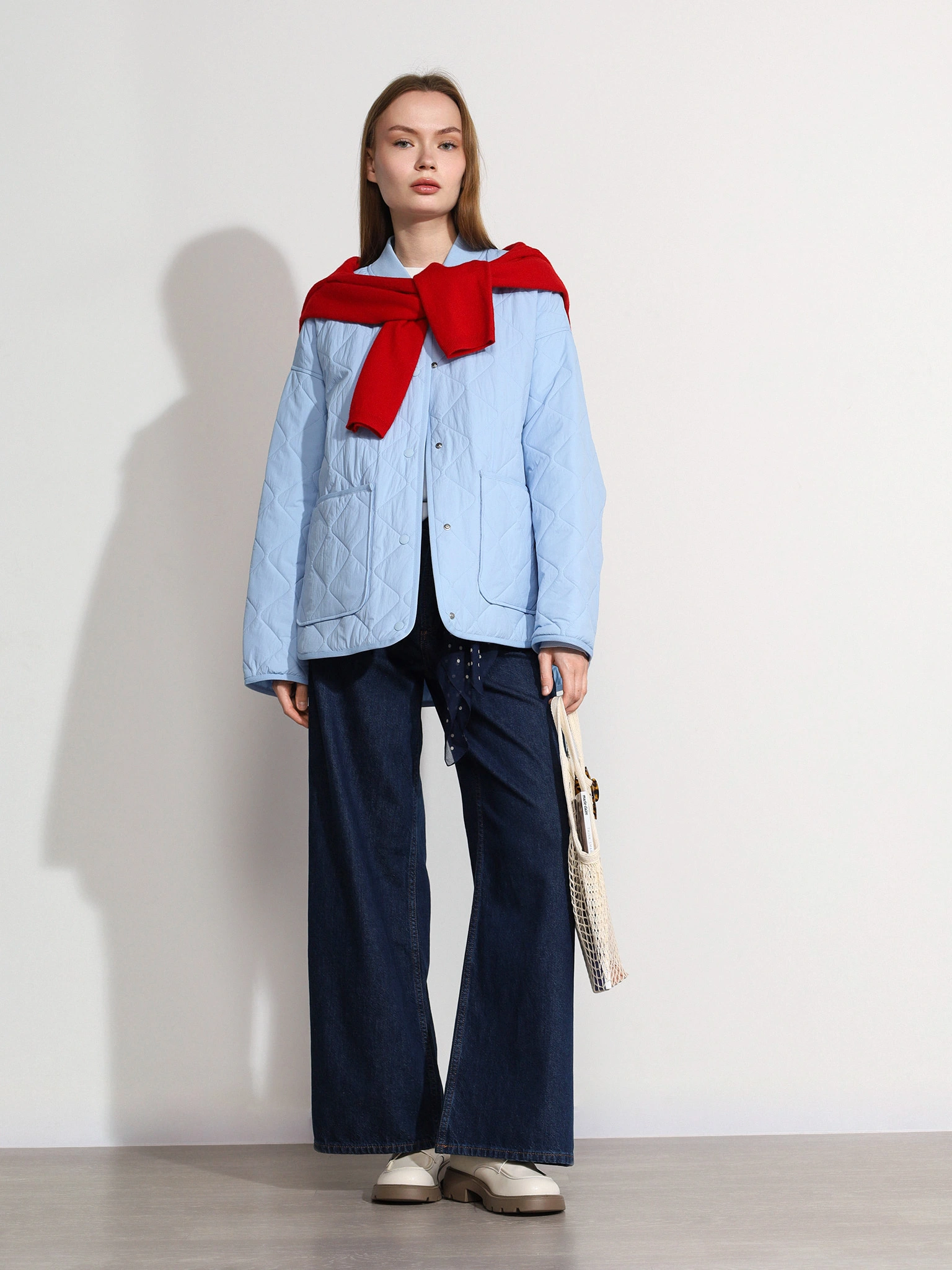 Куртка стеганая голубого цвета на кнопках